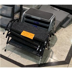 Lot 22

Adjustable Foot Rests